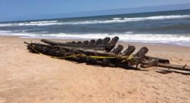 The surprising shipwreck on a Florida beach. (FirstCoastNews.com)