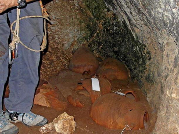 The vessels have not yet been assigned as ‘ritual’: Omri Gester / Israel Antiquities Authority