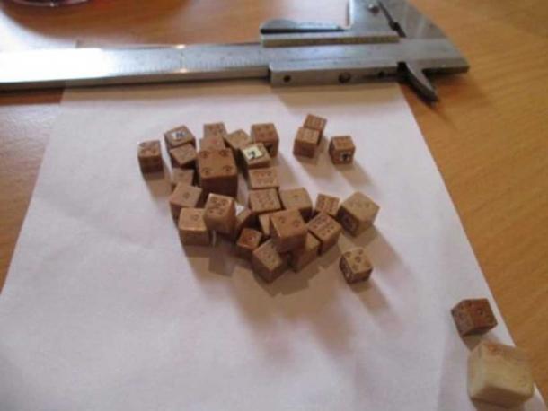 These are 14th century medieval dice from the Netherlands recovered during an excavation in the 1990s. Credit: Jelmer Eerkens, UC Davis