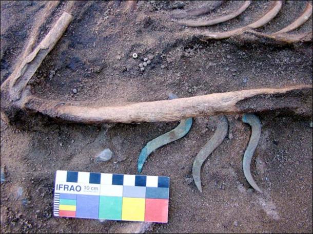 They were also adorned with flame-shaped bronze decorations on their shoulders. (Image: Marina Kilunovskaya)