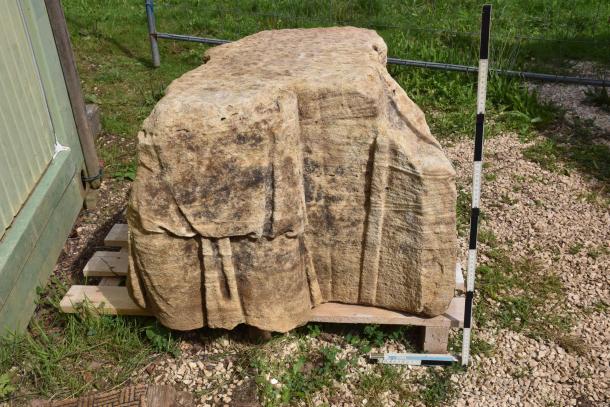 Thick piece of Roman votive monument from Hechingen-Stein. (State Office for Monument Preservation in the Stuttgart Regional Council).