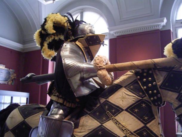 Tournament armor from the Dresden Armory, 16th to 17th century