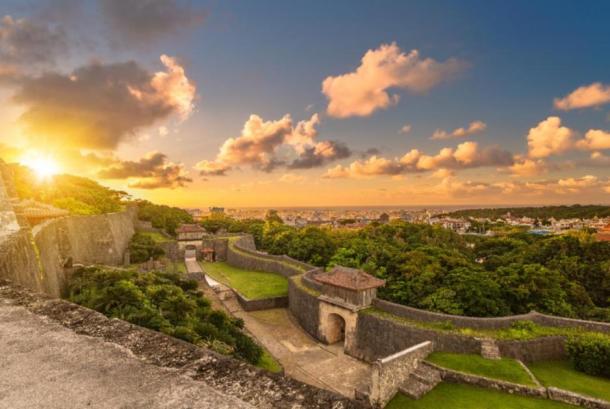 Kyukeimon gate of Shuri Castle's in the Shuri neighborhood of Naha, the capital of Okinawa Prefecture, Japan. (kuremo /Adobe Stock)