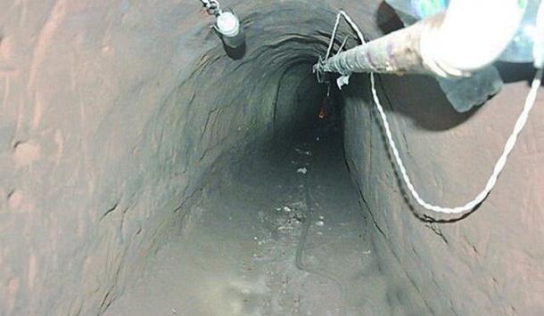 Tunnel dug by the thieves trying to reach the Hua Pagoda