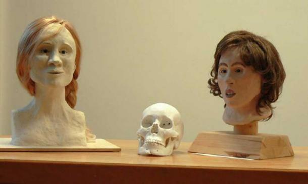 Two 3D facial reconstructions of Moora: left by Kerstin Kreutz; right by Sabine Ohlrogge, based on the reconstructed skull in the middle. (Axel Hindemith/ CC BY SA 3.0 )