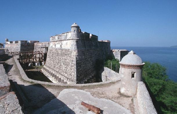 Military engineering to protect the city of Santiago (Glogg, P / CC BY 3.0)