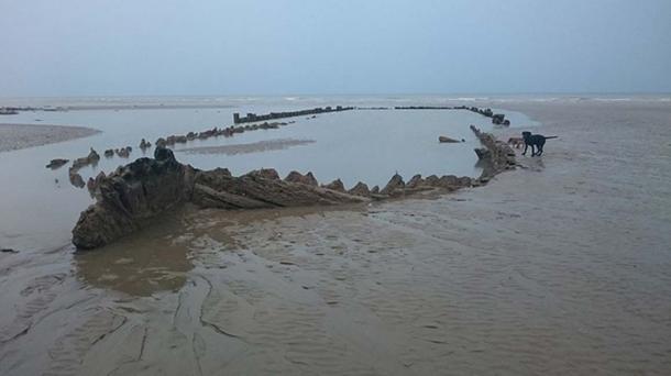 The wreck of the VOC Amsterdam as seen at low tide on the beach at Bulverhythe, St. Leonards-on-sea.