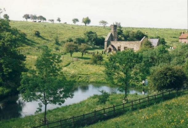 ‘Vampire graves’ have been found at the abandoned village of Wharram Percy in Yorkshire. Paul Allison via Alchemipedia. (CC BY 4.0)