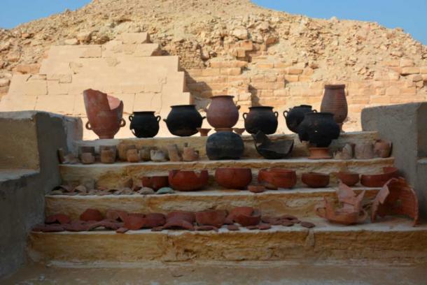 Vessels which contained residue of embalming fluids, from the Saqqara workshop. (© Saqqara Saite Tombs Project, University of Tübingen, Tübingen, Germany. Photographer: M. Abdelghaffar/ Nature)