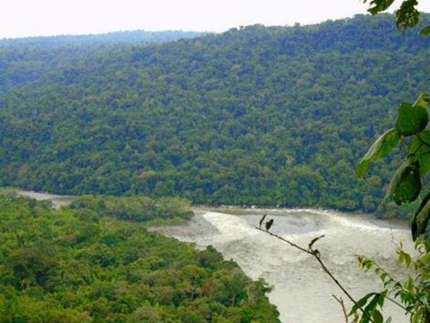 View of the Pastaza River from a hill at Tayu Jee. Photo credit: the author (2016)
