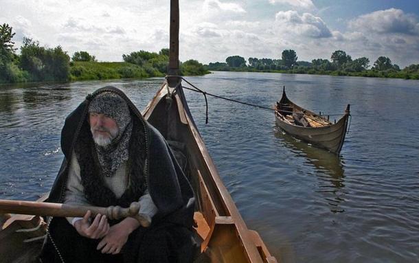 Did a Native American travel to Iceland and leave behind a telltale genetic marker? A man helms replica Viking vessels.