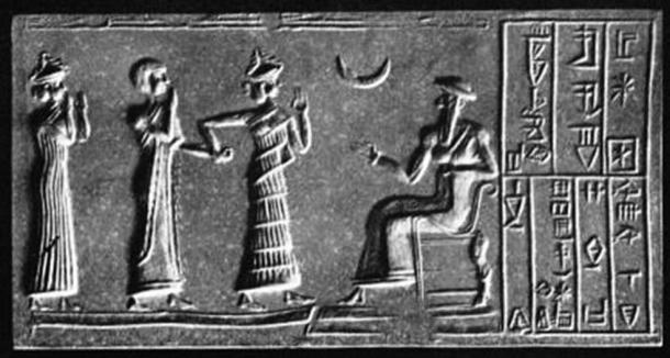 Worship of the Moon God. Cylinder-seal of Khashkhamer, patesi of Ishkun-Sin. (Public Domain)