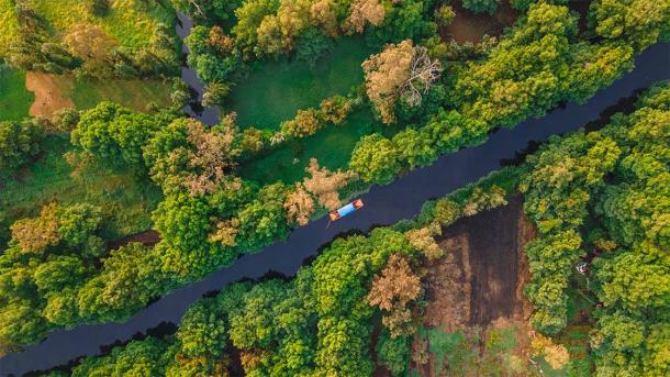 Xochimilco is home to some of the last remaining chinampas. (GoCarlos / Adobe Stock)