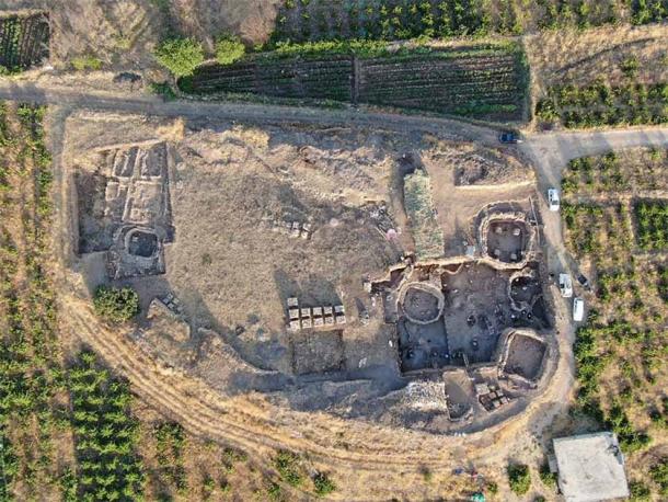 An aerial view of the Neolithic site already known as Diyarbakır's Göbeklitepe, which is being moved as the area is flooded by a huge dam project.  (Arkeofili)