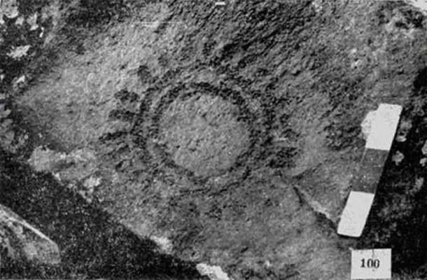Ancient rock art paintings featuring symbols of lunar and solar events. (Photo author provided).