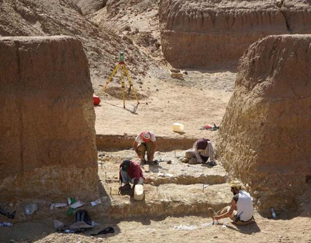 Polish archaeologists working at the Stone Age site in Sudan where the Homo Erectus stone tool cache was found in an ancient gold mine. (Science in Poland)