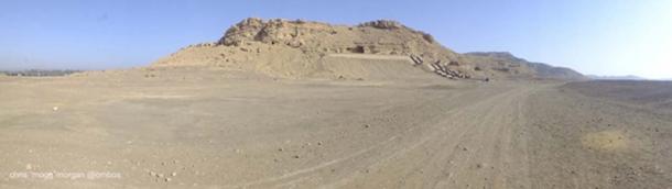 The atmospheric and mysterious El Kab is the epitome of a ripe landscape for treasure hunters.