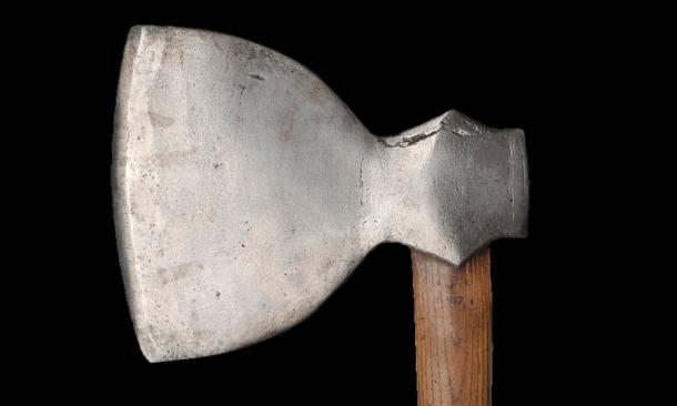 An axe was that made specifically but never used for the execution in London of the five ringleaders of the Cato Street conspiracy who, in February 1820, plotted to kill the Prime Minister and members of the government. (Museum of London Docklands)