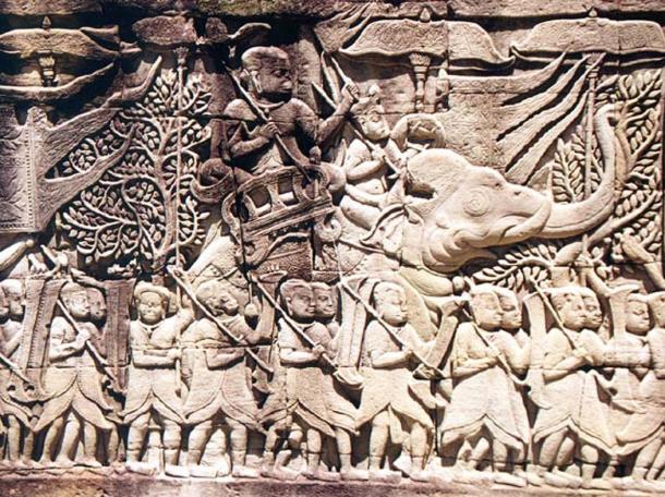 Bas-relief carving from the eastern gallery shows a Khmer army on the march.