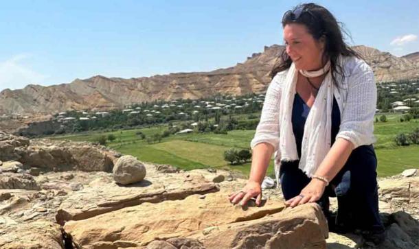 Bettany Hughes at an archaeological site in Azerbaijan for her Treasures of the World series. (SandStone Global Productions Ltd)