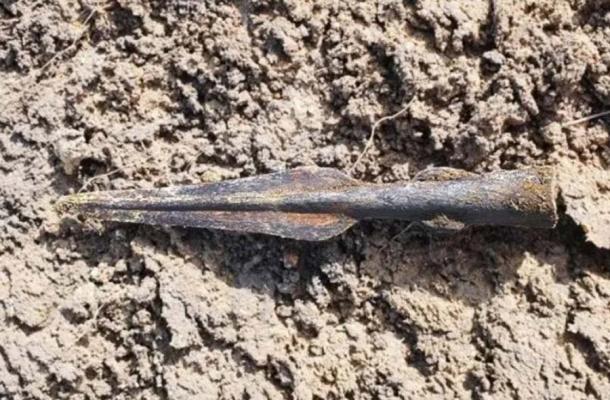 Bronze Age spear found in Cirencester, England. (Thames Water)