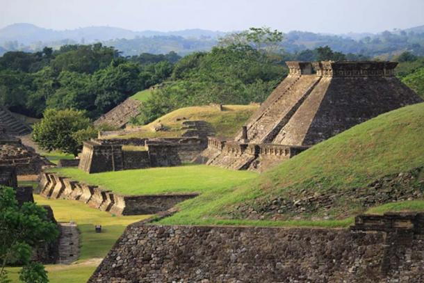 A view of the central portion of El Tajin, with the imposing pyramid dedicated to the god of Thunder, known as Building 5. (Photo: ©Marco Vigato)