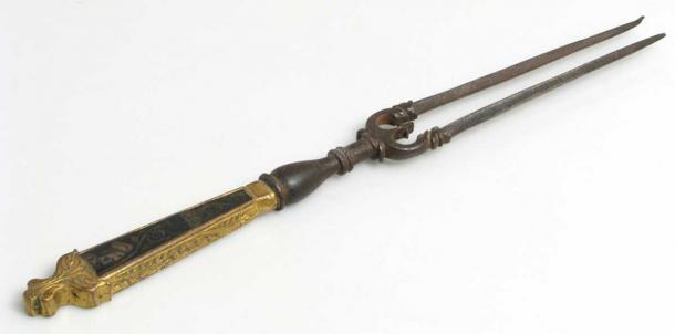 15th century Italian fork. (Public domain)