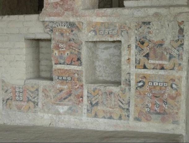 A separated, ceremonial space for use by priests beside the tomb 