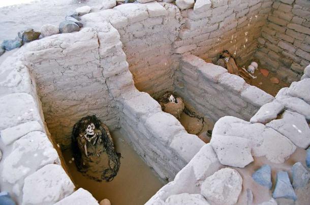 Cahuachi seems to have exclusively been a ceremonial and burial site. It is likely journeys were made to add recently deceased relatives to family burial tombs (Bruno Girin / CC BY SA 2.0)