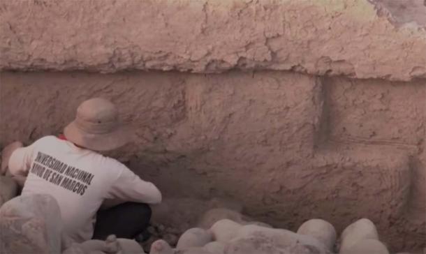 A chacana was found on the ancient temple discovered in Peru (Global News/YouTube Screenshot)