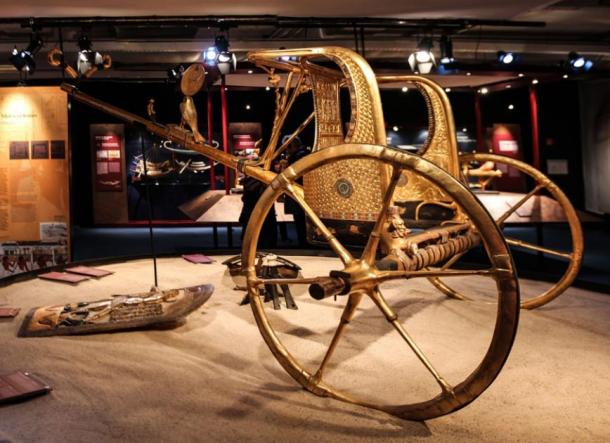 Ancient Egyptian chariot found in the tomb of Pharaoh Tutankhamun (Public domain)
