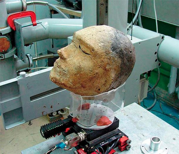 Clay head prepared for fluoroscopy at the Institute of Nuclear Physics, SB RAS. Image: Vyacheslav Porosev, Instutute of Nuclear Physics, SB RAS