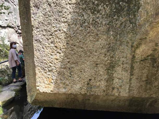 Ishi-no-Hoden: Japan's Colossal Floating “Anti-epidemic” Megalith