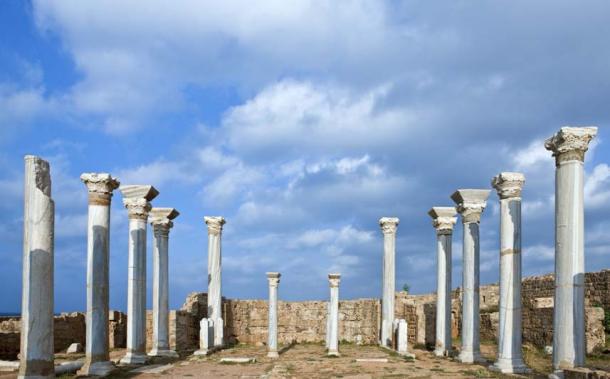 Magnificent columns that once graced the Basilica of Apollonia (Guimas / Adobe Stock)