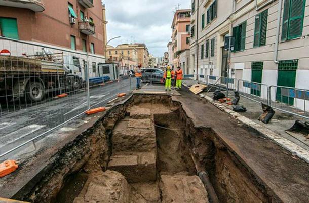 The construction site in central Rome where the terracotta dog statue was found along with a few human bone fragments within the ancient Roman funerary complex. (Roma Today)