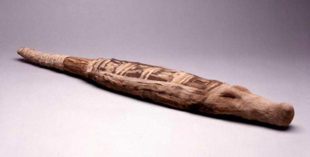 A mummified crocodile enclosed in woven palm leaf and linen. Excavated from El Hiba, Egypt  (Trustees of the British Museum / CC by SA 4.0)