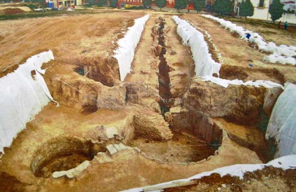 The crystal weapons were discovered inside the Montelirio tholos.