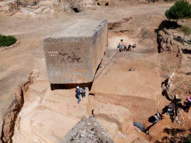 The discovery of the Forgotten Stone at the Baalbek quarry in 2014. (DAI - The German Archaeological Institute)