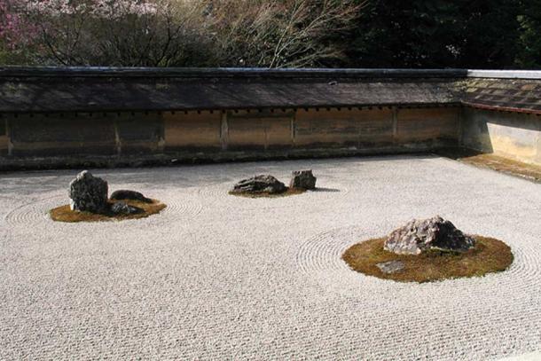 Ryōan-ji dry garden.