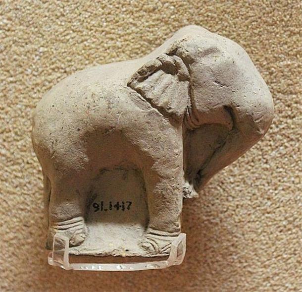 Chandraketugarh elephant artifact, West Bengal, India. (Provided by the author)