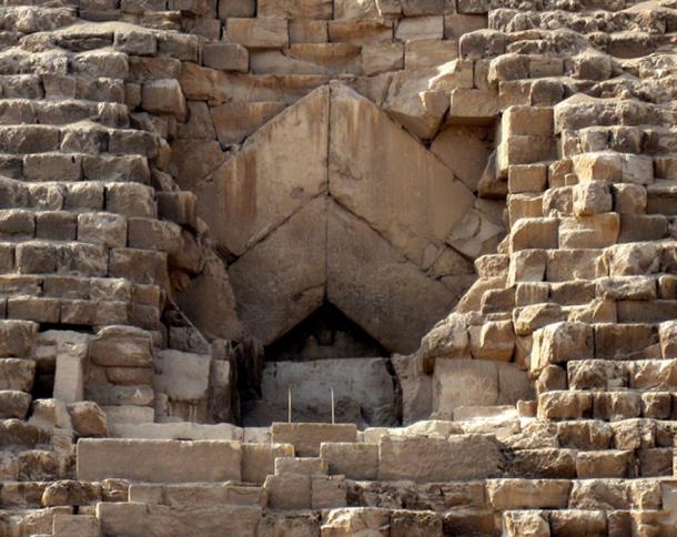 The entrance of the Pyramid. (Olaf Tausch / CC BY-SA 3.0)