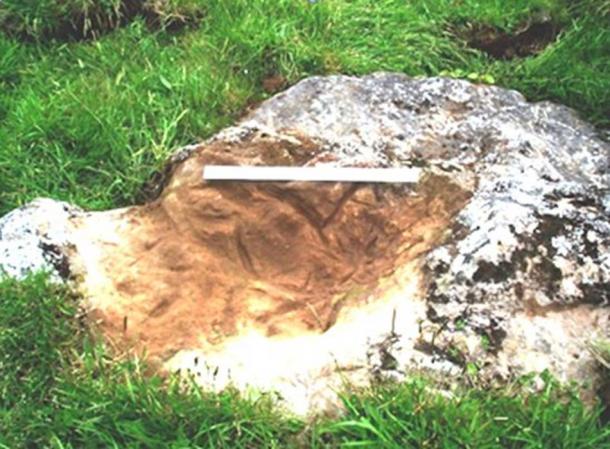 An example of basins found near rocks that look like human faces or animals on the Azores islands.