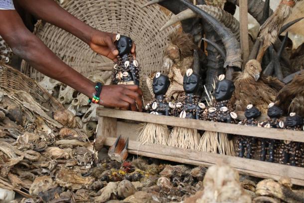 fetishes-voodoo-paraphernalia.jpg