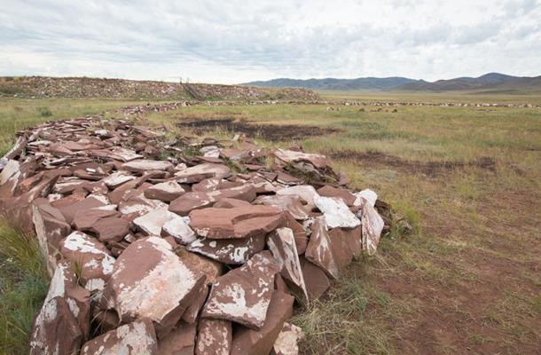 Unknown warrior was found literally covered in gold alongside his woman.