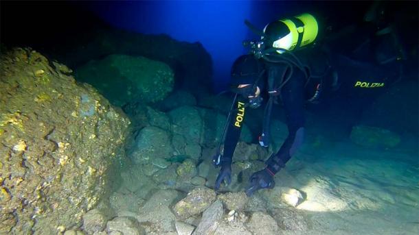 “Neolithic Shipwreck” Was Likely Just A Canoe‚ But the Odd Obsidian Is Real