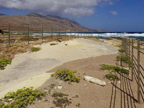 The rock slab at Trachilos, Crete, where the 6-million-year-old hominin Crete footprints were first discovered in 2002. Source: Olaf Tausch / CC BY 3.0