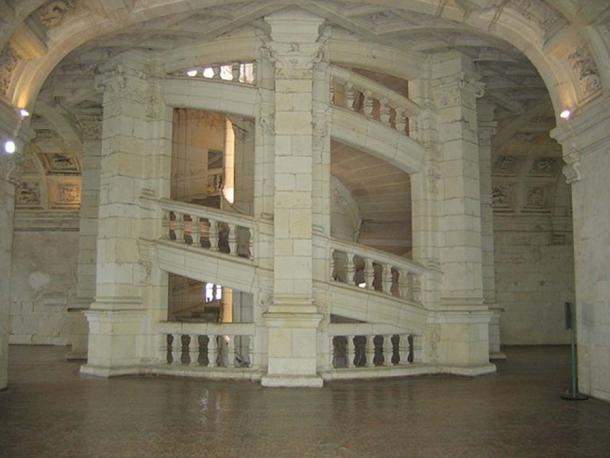 The double helix staircase of the Château de Chambord.