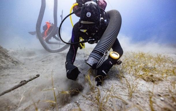 marine archaeologists excavate the wreck of the Mentor, off the coast of Kythera, Greece.