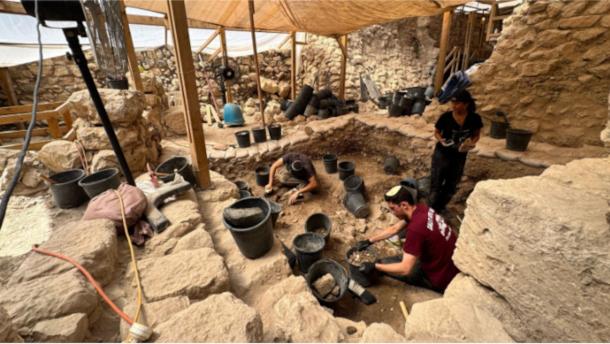 Burned Wooden Beams From Jerusalem’s First Temple Destruction Unearthed