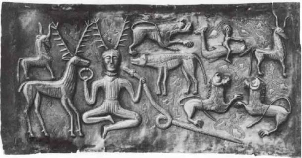Does the Iconic Plate on the Gundestrup Cauldron Depict an Ancient Poem?